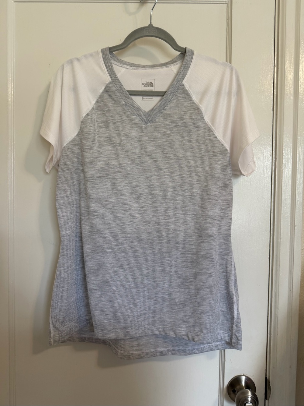 The North Face Women’s Heather Gray V-Neck Raglan Sleeve Tee